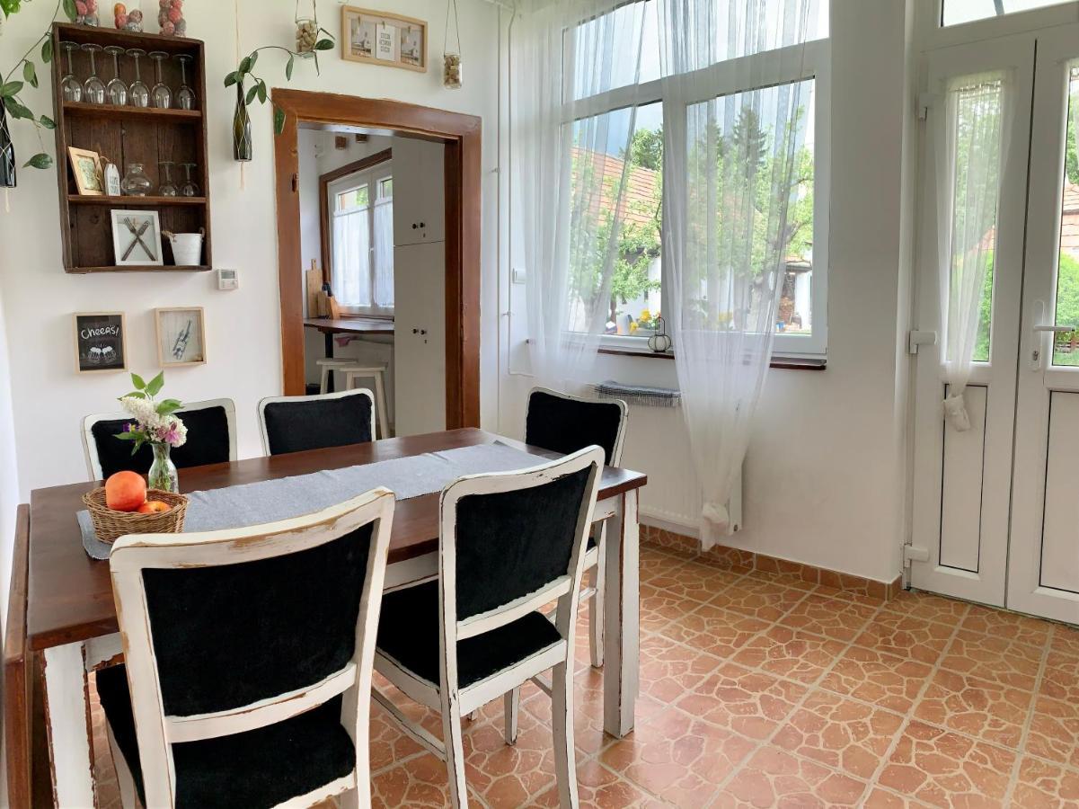 Gyere Be Vendeghaz Apartment Dregelypalank Bagian luar foto
