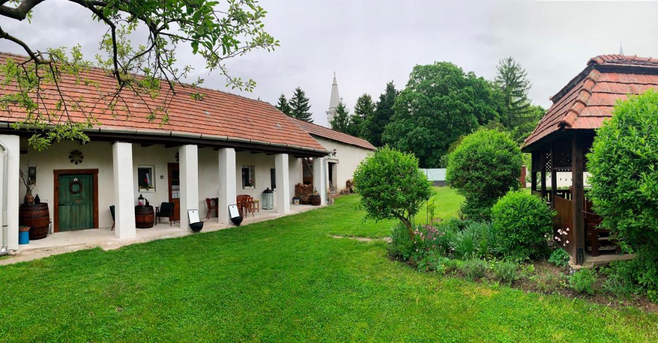 Gyere Be Vendeghaz Apartment Dregelypalank Bagian luar foto