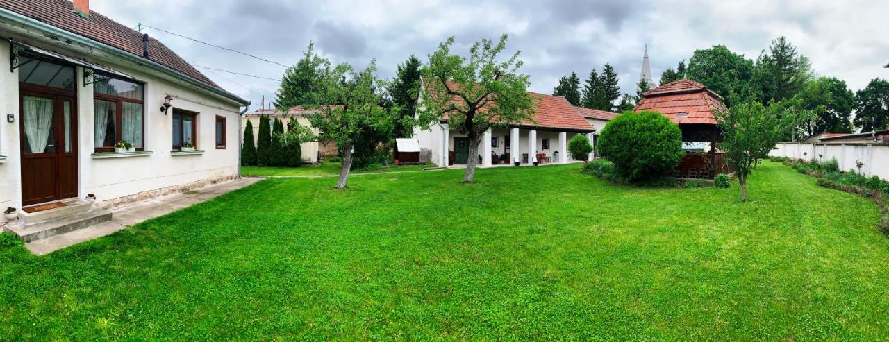 Gyere Be Vendeghaz Apartment Dregelypalank Bagian luar foto